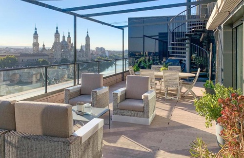 Barrio de Jesus Apartamento | Ático mejores vistas al Pilar jacuzzi y garaje
