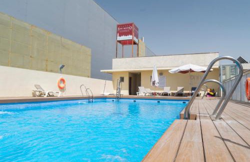 Bormujos Apartamento | Áticos Lux Sevilla Piscina Parking