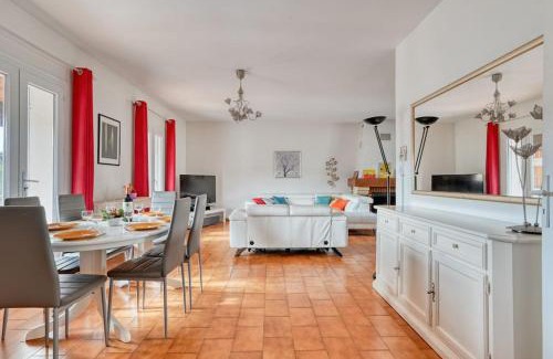 Carnoux-en-Provence Villa | élégante villa avec piscine privée près de cassis