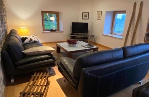 Basse-sur-le-Rupt Cama Y Desayuno | Évasion tranquille dans les Vosges : chambre avec vue, cheminée et cuisine locale - FR-1-589-623