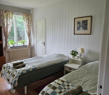 Skara Municipality Apartamento | Örnsro Boende och Ställplatser