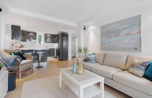 Bergenhus Apartamento | Øyjorden Apartment