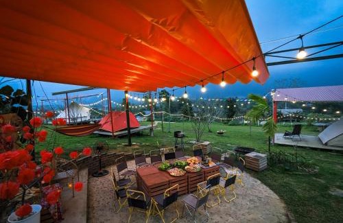 Vi Xuyen Cabina | Đồi Gió Homestay & Campsite