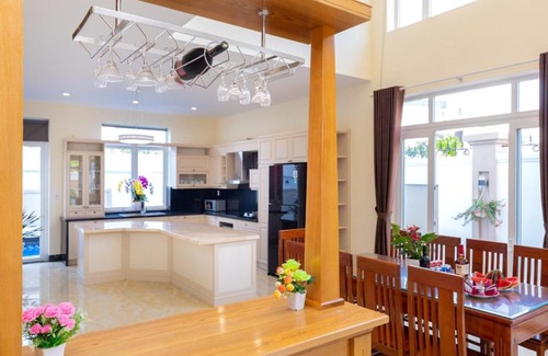 Thang Tam Villa | Biệt thự Thùy Vân Vũng Tàu