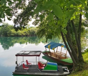 Mali Radic Apartamento | Šadrvan Una Apartment