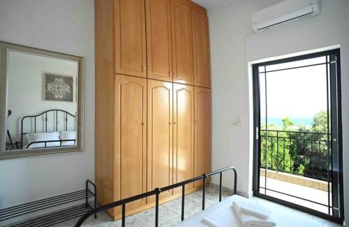 Eretria Apartamento | Άνετο διαμέρισμα για 4 με θέα