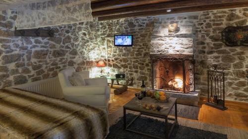 Klavsion Casa | Μαγεμένο Βουνό