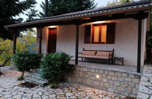 Synikia Mesi Trikalon Casa | Ξενώνας Το Πατρικό
