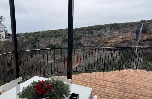 Tithorea Apartamento | Το ΦΑΡΑΓΓΙ Του ΠΑΡΝΑΣΣΟΥ