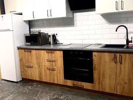 Lutsk Apartamento | Апартаменти Люкс, КОНДИЦІОНЕР, парковка, Авторинок, медцентр ЯНА - 5хв