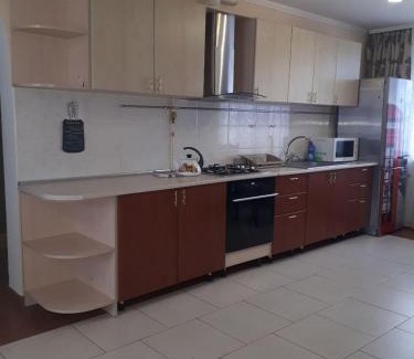 Odessa Apartamento | Апартаменти 100 кв.м на Шота Руставелі