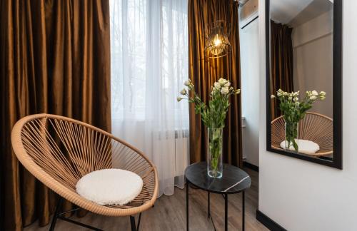 Holosiivskyj Apartamento | Апартаменти MYFREEDOM поруч із метро Голосіївська