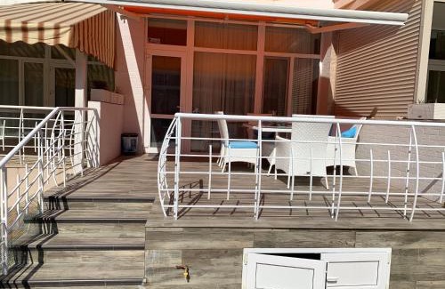 Karolino-Bugaz Apartamento | Апартаменты Золотой Бугаз