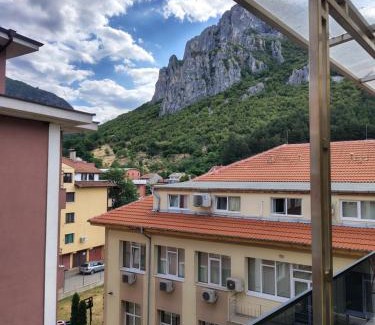 Vratsa Apartamento | Апартамент Светли