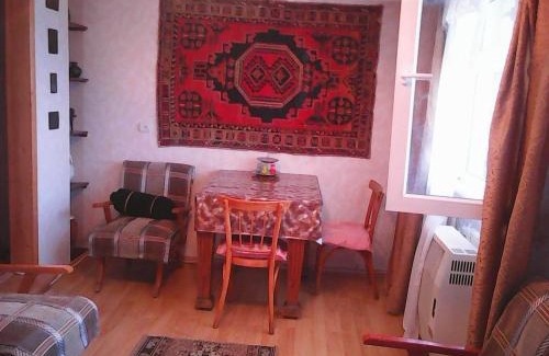 Rustavi Apartamento | Бабушкин уют в РУСТАВИ