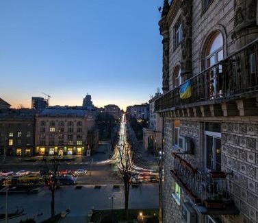 Lypky Apartamento | Видова квартира біля метро Хрещатик