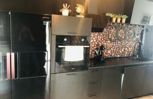 Chernomorets Apartamento | Вила ОмниЯ