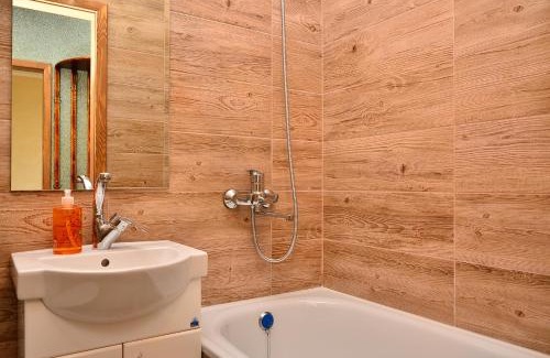 Fastiv Apartamento | Героїв Танкістів, 8
