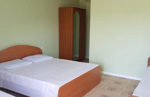 Alakhadzi Casa | Гостевой дом Тихая гавань