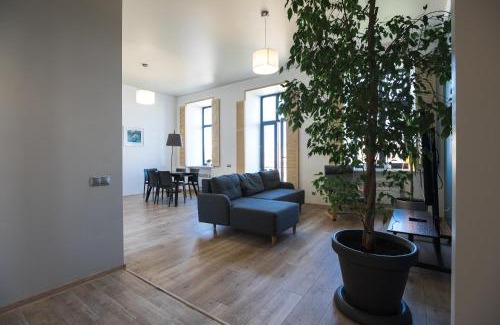 Odessa City Center Apartamento | Готельчик у Кірхи