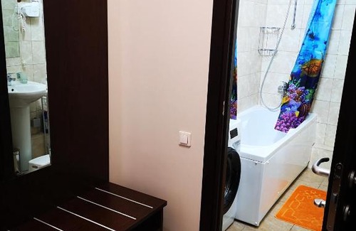 Vesyoloe Apartamento | Двухкомнатные апартаменты с кухней Имеретинская бухта