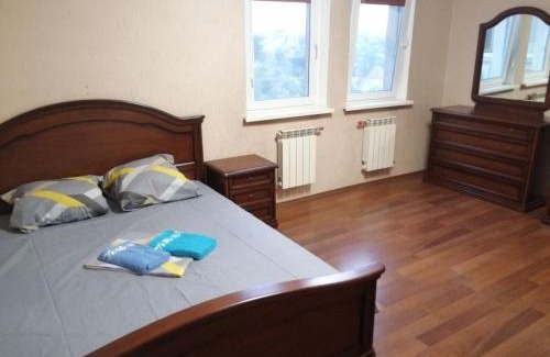 Holosiivskyj Apartamento | Двухуровневая на Лобановского