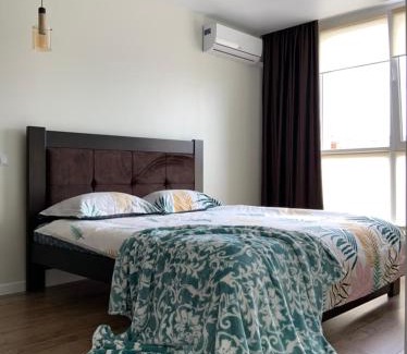 Rivne Apartamento | Дизайнерський ремонт&центр& VIP, ЕЛЕКТРОЗАПРАВКА на території будинку