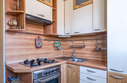 Dekabristov Island Apartamento | Квартира у метро Приморская