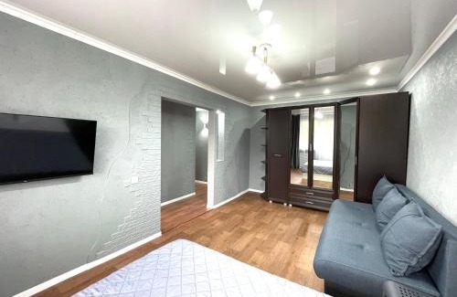 Petropavlovsk Apartamento | Квартира целиком в центре 4 спальных места
