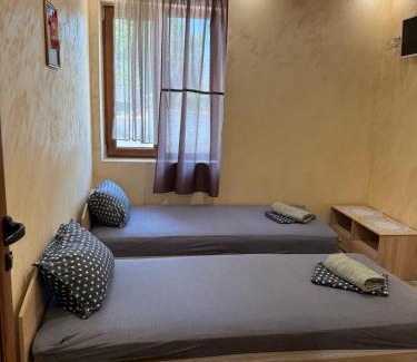 Dolna Mitropoliya Casa | Квартири ЦЕНТРАЛ