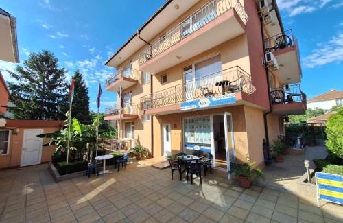 Ravda Casa | Къща за гости Авеню