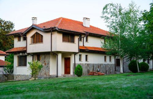 Byala Casa | Къща за гости Далинда