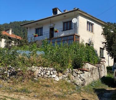 Borino Casa | Къща за гости "Домът на Краси"