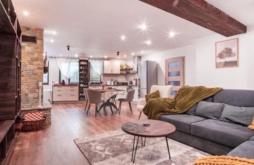 Kalofer Casa | Лиловата Къща