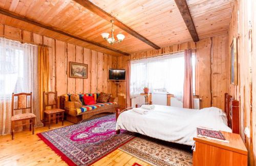 Yaremche Cabina | Лісовий шепіт
