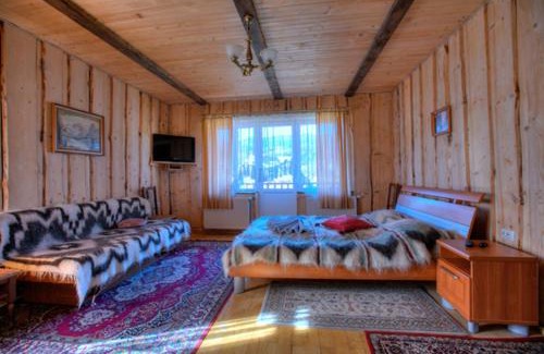 Yaremche Cabina | Лісовий шепіт