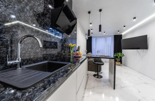 Pozniaky Apartamento | Новая квартира с авторским ремонтом в ЖК Seven Днепровская набережная
