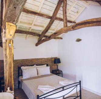 Letnitsa Casa | Онгъл запад