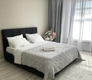 Kokshetau Apartamento | ПОЛНОЦЕННАЯ ТРЕХКОМНАТНаЯ ЛЮКС