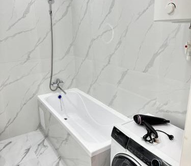 Kokshetau Apartamento | ПОЛНОЦЕННАЯ ТРЕХКОМНАТНаЯ ЛЮКС