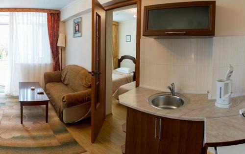 Issyk-Kul Region Hotel | Радуга Вест