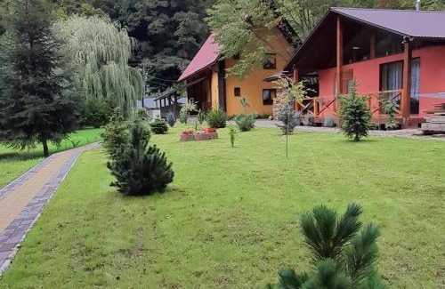Transcarpathia Casa | Садиба Срібний Вовк