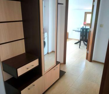 Ravda Apartamento | Светлая квартира на 4 этаже