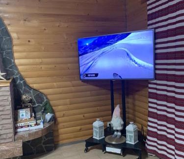 Yaremche Cabina | Світанкове сяйво