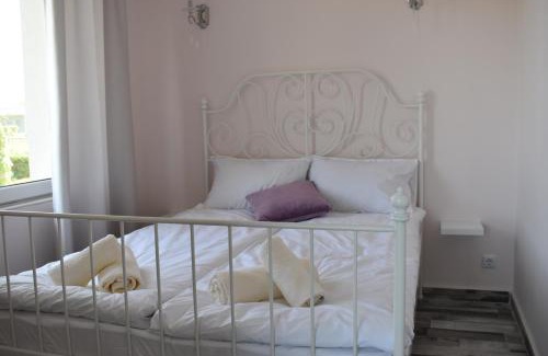 Lozenets Casa | Синя луна