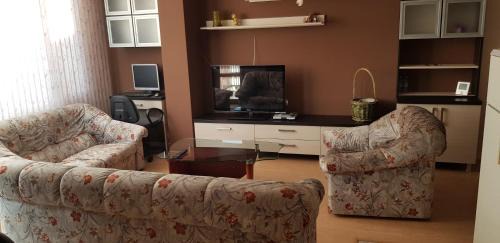 Smolyan Apartamento | Слънчев апартамент с прекрасна гледка, паркинг.