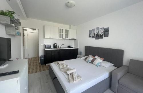 Lozenets Apartamento | Студио Симона 4 - първа линия море
