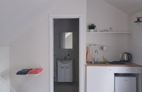 Zrenjanin Apartamento | Сјајни лешник