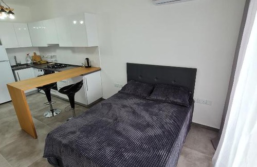 Trikomo Apartamento | Уютная студия для двоих на берегу моря