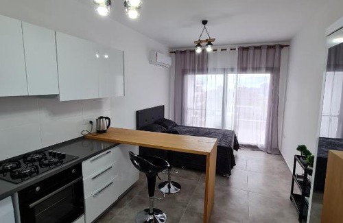 Trikomo Apartamento | Уютная студия для двоих на берегу моря